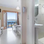 Tasoula With Sea View M4 Apartment *