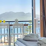 Tasoula With Sea View M4 Apartment